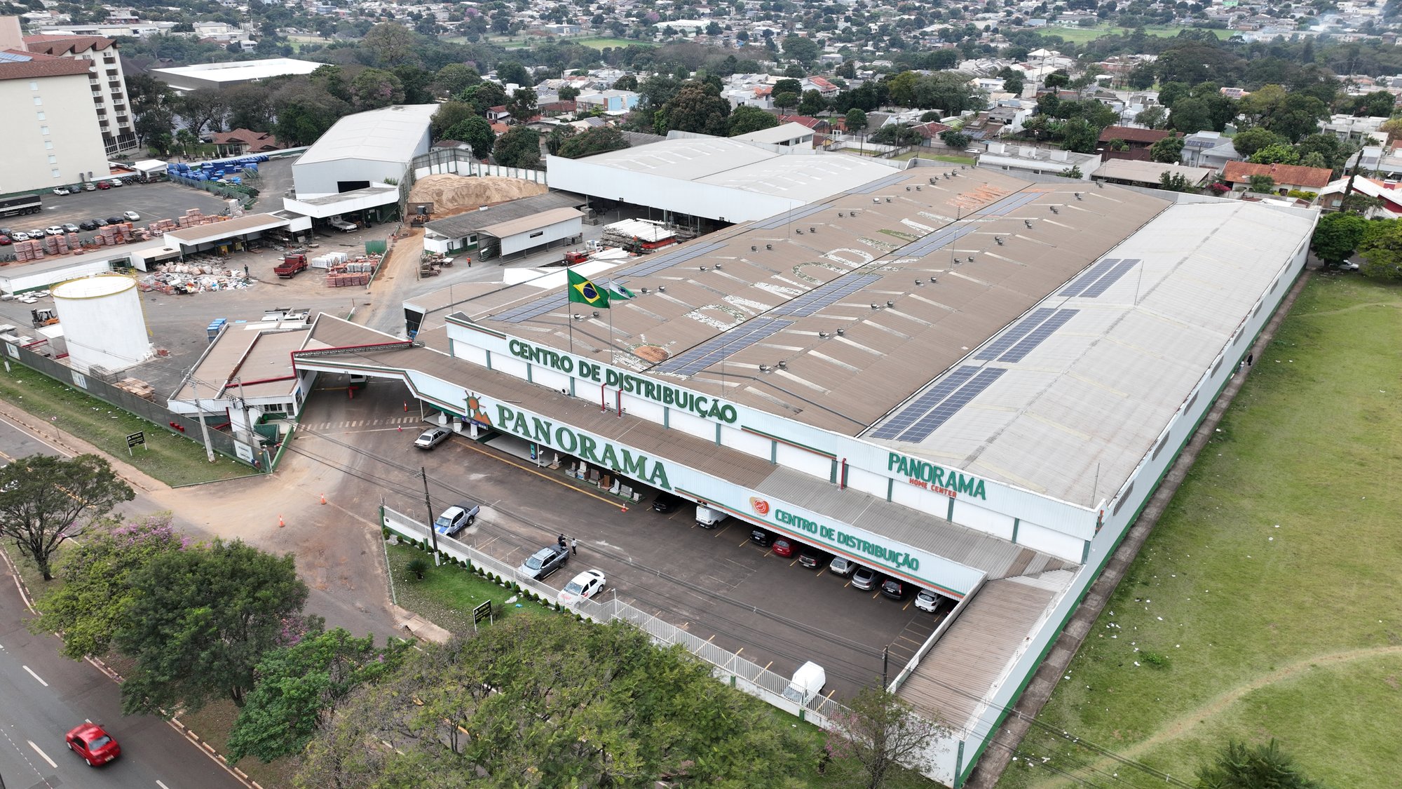 Vista aérea do Centro de Distribuição Panorama em Foz do Iguaçu
